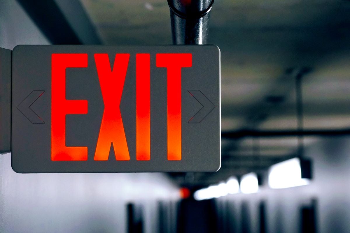 Lighting the Way: A Guide to Exit Signs & Emergency Lighting
